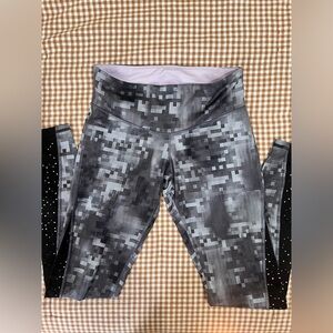 Champion Workout Leggings Size Small